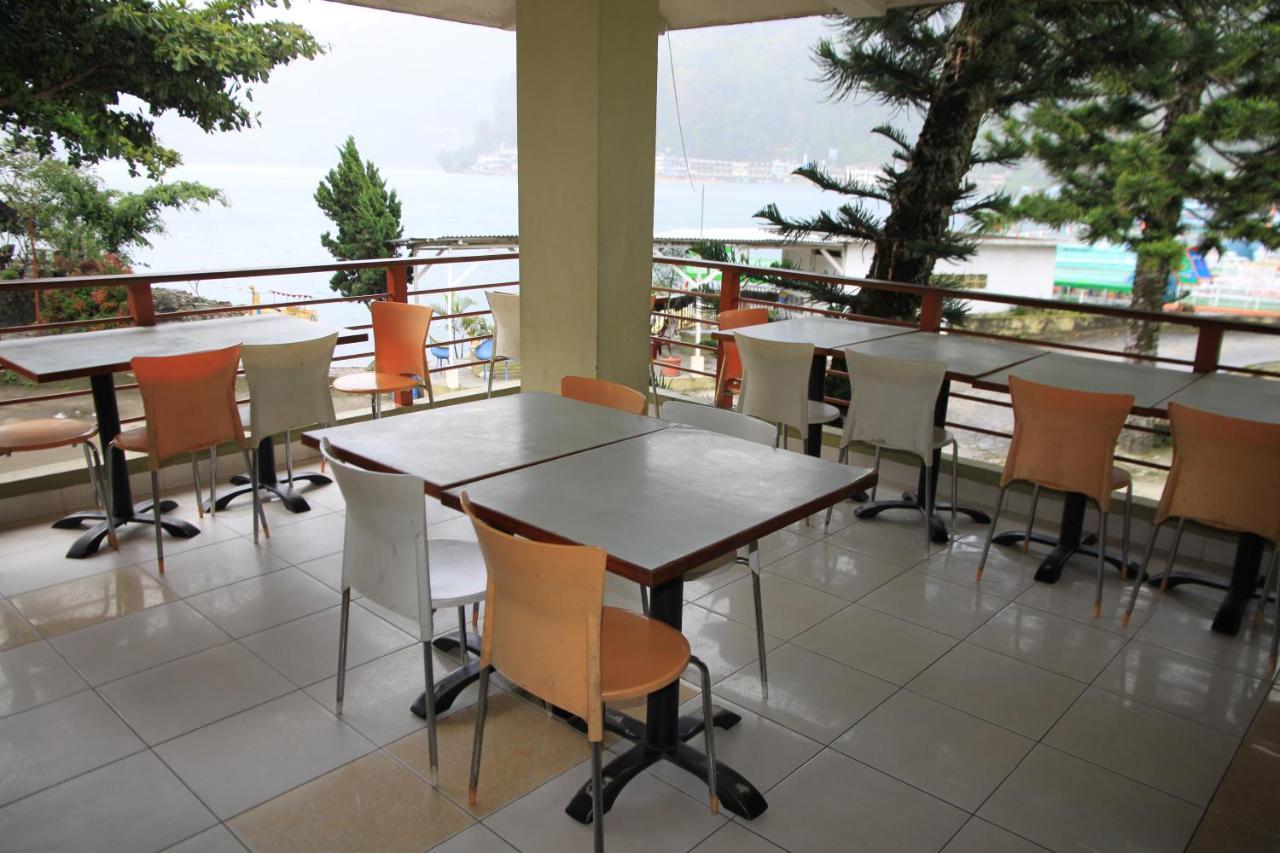 Pandu Lakeside Hotel Parapat Buitenkant foto